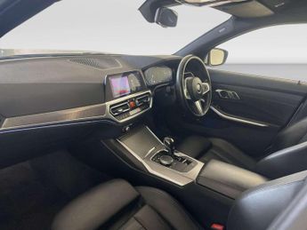 BMW 3 Series 2.0 330e 12kWh M Sport Touring 5dr Petrol Plug-in Hybrid Auto Eu