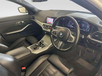 BMW 3 Series 2.0 330e 12kWh M Sport Touring 5dr Petrol Plug-in Hybrid Auto Eu
