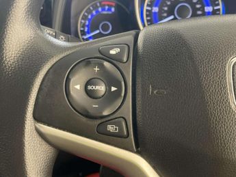 Honda Jazz 1.3 i-VTEC SE Hatchback 5dr Petrol Manual Euro 6 (s/s) (102 ps)