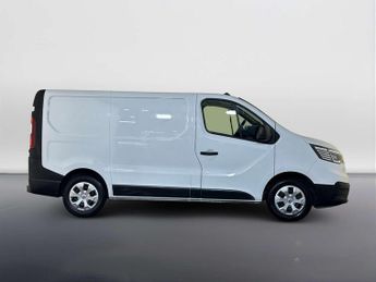 Renault Trafic 2.0 dCi Blue SL28 Business Panel Van 5dr Diesel Manual L1 H1 Eur