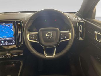 Volvo XC40 Recharge 69kWh Ultimate SUV 5dr Electric Auto (231 ps)