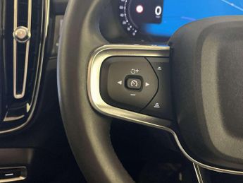 Volvo XC40 Recharge 69kWh Ultimate SUV 5dr Electric Auto (231 ps)