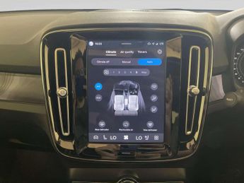 Volvo XC40 Recharge 69kWh Ultimate SUV 5dr Electric Auto (231 ps)