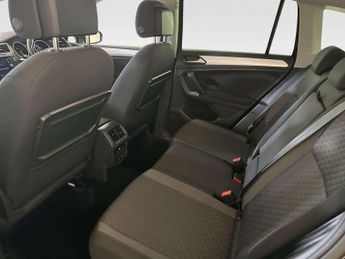 Volkswagen Tiguan 2.0 TDI Match SUV 5dr Diesel DSG Euro 6 (s/s) (150 ps)