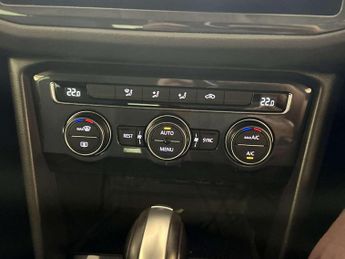 Volkswagen Tiguan 2.0 TDI Match SUV 5dr Diesel DSG Euro 6 (s/s) (150 ps)