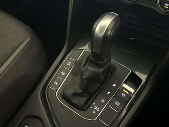 Volkswagen Tiguan 2.0 TDI Match SUV 5dr Diesel DSG Euro 6 (s/s) (150 ps)