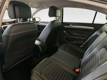 Volkswagen Passat 1.4 TSI 13kWh GTE Saloon 4dr Petrol Plug-in Hybrid DSG Euro 6 (s