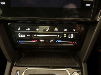 Volkswagen Passat 1.4 TSI 13kWh GTE Saloon 4dr Petrol Plug-in Hybrid DSG Euro 6 (s