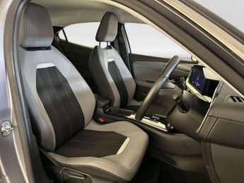 Vauxhall Mokka Electric 50kWh Elite Nav Premium SUV 5dr Electric Auto (136 ps)