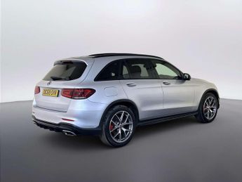 Mercedes-Benz GLC 2.0 GLC300d AMG Line (Premium Plus) SUV 5dr Diesel G-Tronic+ 4MA