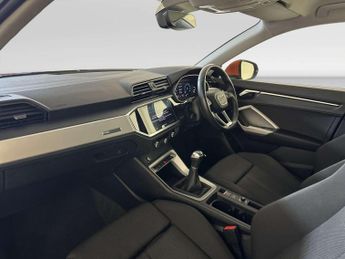 Audi Q3 1.5 TFSI CoD 35 Sport SUV 5dr Petrol Manual Euro 6 (s/s) (150 ps