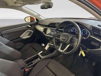 Audi Q3 1.5 TFSI CoD 35 Sport SUV 5dr Petrol Manual Euro 6 (s/s) (150 ps