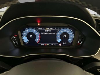 Audi Q3 1.5 TFSI CoD 35 S line SUV 5dr Petrol S Tronic Euro 6 (s/s) (150