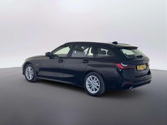 BMW 3 Series 2.0 330e 12kWh SE Pro Touring 5dr Petrol Plug-in Hybrid Auto Eur