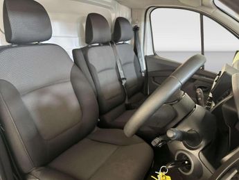 Renault Trafic 2.0 dCi Blue LL30 Start Panel Van 5dr Diesel Manual L2 H1 Euro 6