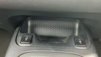 Toyota Corolla 1.8 VVT-h Design CVT Euro 6 (s/s) 5dr