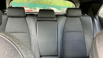 Toyota Corolla 1.8 VVT-h Design CVT Euro 6 (s/s) 5dr