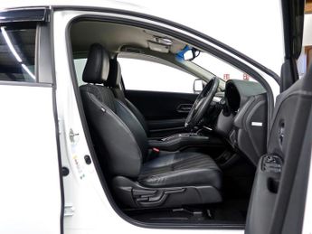 Honda HR-V HR-V Vezel 1.5 i-VTEC Petrol /HYBRID CVT