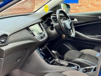 Vauxhall Grandland X 1.2 Turbo SRi Nav Auto Euro 6 (s/s) 5dr