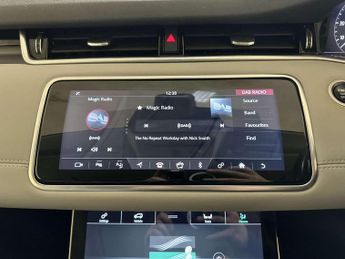 Land Rover Range Rover Evoque 2.0 D180 SE SUV 5dr Diesel Auto 4WD Euro 6 (s/s) (180 ps)