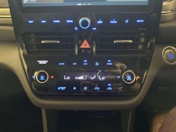 Hyundai IONIQ 1.6 h-GDi 8.9kWh Premium SE Hatchback 5dr Petrol Plug-in Hybrid 