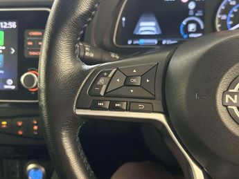 Nissan Leaf 39kWh Tekna Hatchback 5dr Electric Auto (150 ps)