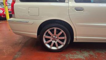 Volvo V70 2.5T se Beige Leather Sunroof Ulez Free