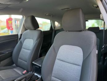 Hyundai TUCSON 1.6 T-GDi SE Nav DCT Euro 6 (s/s) 5dr