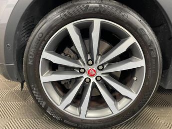 Jaguar E-PACE 2.0 D240 R-Dynamic HSE Auto AWD Euro 6 (s/s) 5dr