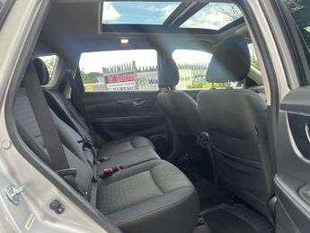 Nissan X-Trail 1.6 dCi N-Connecta XTRON Euro 6 (s/s) 5dr