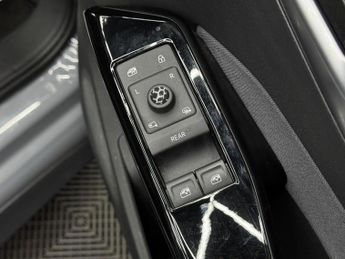 Volkswagen ID.3 Pro 58kWh Life Auto 5dr