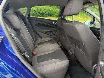 Ford Fiesta 1.0T EcoBoost Zetec Euro 5 (s/s) 5dr