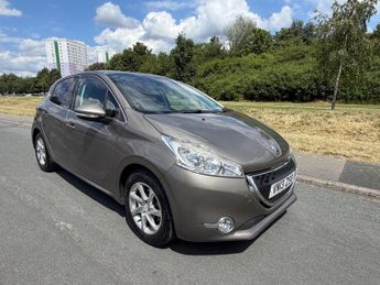 Peugeot 208 1.4 e-HDi Allure EGC Euro 5 (s/s) 5dr