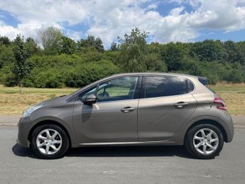 Peugeot 208 1.4 e-HDi Allure EGC Euro 5 (s/s) 5dr