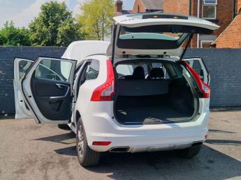 Volvo XC60 2.4 D4 SE Geartronic AWD Euro 5 5dr