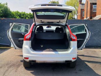 Volvo XC60 2.4 D4 SE Geartronic AWD Euro 5 5dr