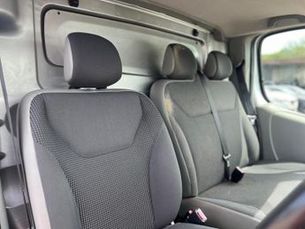 Vauxhall Vivaro 2.0 2900 CDTi FWD L1 4dr