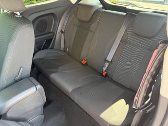 Ford Fiesta 1.6 Titanium Powershift Euro 5 3dr