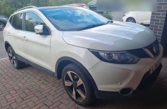 Nissan Qashqai 1.2 DIG-T N-Connecta 2WD Euro 6 (s/s) 5dr