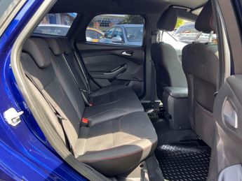 Ford Focus 1.0T EcoBoost ST-Line Auto Euro 6 (s/s) 5dr