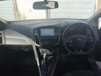 Ford Focus 1.0T EcoBoost ST-Line Auto Euro 6 (s/s) 5dr