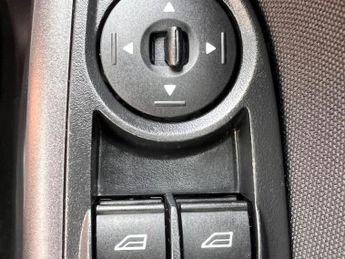 Ford Focus 1.0T EcoBoost ST-Line Auto Euro 6 (s/s) 5dr