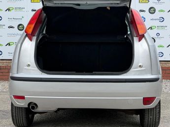 Ford Focus 1.6i 16v LX 5dr