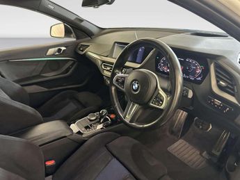 BMW 1 Series 2.0 M135i Hatchback 5dr Petrol Auto xDrive Euro 6 (s/s) (306 ps)