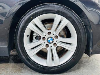BMW 3 Series 2.0 318d Sport Auto Euro 5 (s/s) 4dr