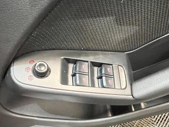 Audi A4 Avant 2.0 TDI Executive S line Multitronic Euro 4 5dr