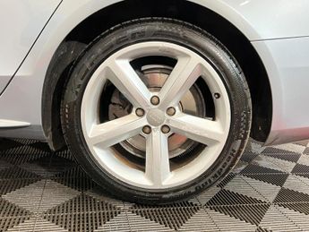 Audi A4 Avant 2.0 TDI Executive S line Multitronic Euro 4 5dr