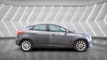 Ford Focus 1.0T EcoBoost Titanium Auto Euro 6 (s/s) 5dr