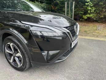 Nissan Qashqai 1.3 DIG-T MHEV N-Connecta XTRON Euro 6 (s/s) 5dr
