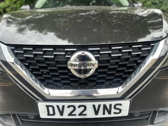 Nissan Qashqai 1.3 DIG-T MHEV N-Connecta XTRON Euro 6 (s/s) 5dr